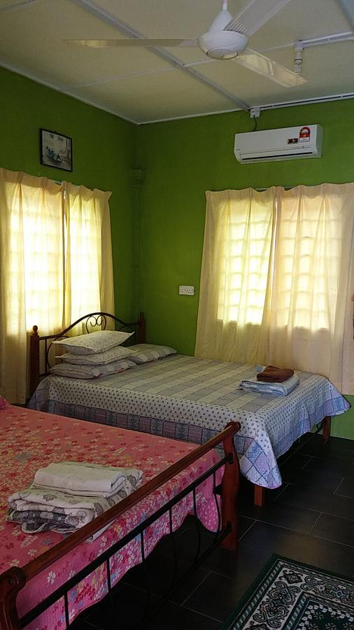 Dhia Irdina Homestay Paya Rewak Exterior photo
